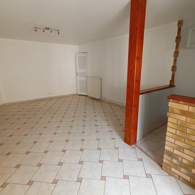 Location appartement T2 Sens - Photo 2