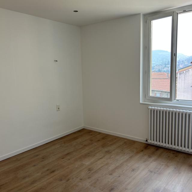 Location appartement T4 Le Puy en Velay - Photo 6