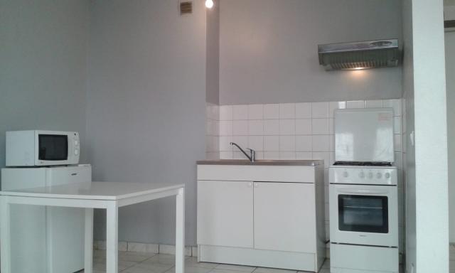 Location studio St Etienne - Photo 2