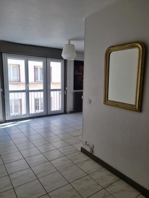Location studio St Etienne - Photo 4