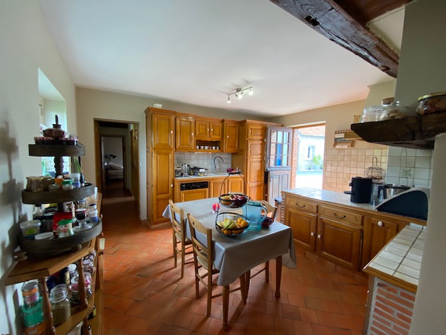 Location maison F10 Neuville aux Bois - Photo 3