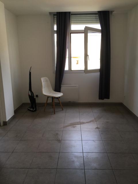Location appartement T2 Nimes - Photo 5