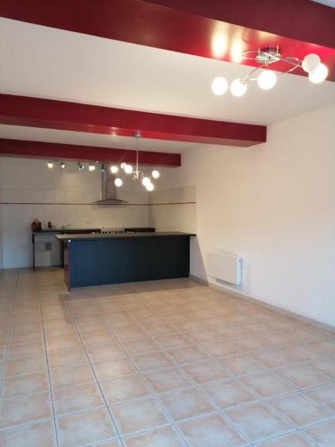 Location maison F4 Pieusse - Photo 5