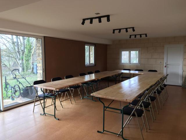 Location maison F9 Gouvieux - Photo 2