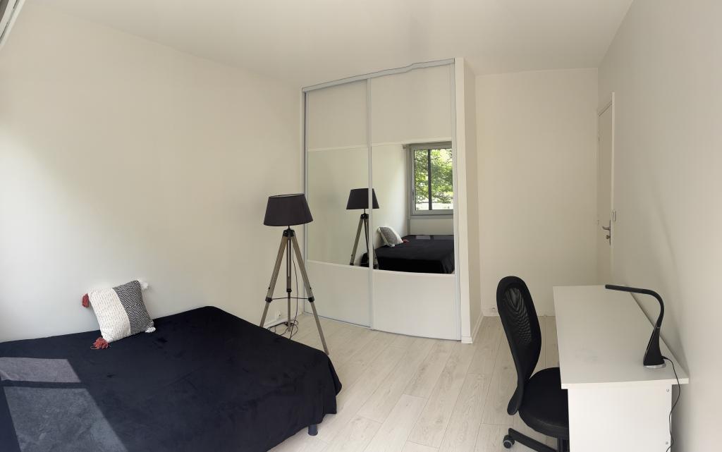 Location chambre St Priest - Photo 2