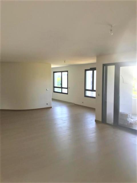 Location appartement T4 St Genis Pouilly - Photo 5