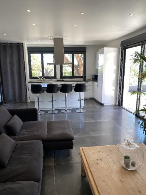 Location maison F4 Hyeres - Photo 2