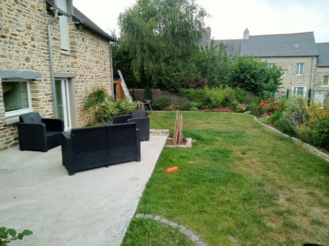 Location maison F6 St Germain sur Ille - Photo 2