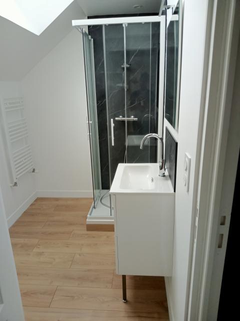 Location maison F6 St Germain sur Ille - Photo 3