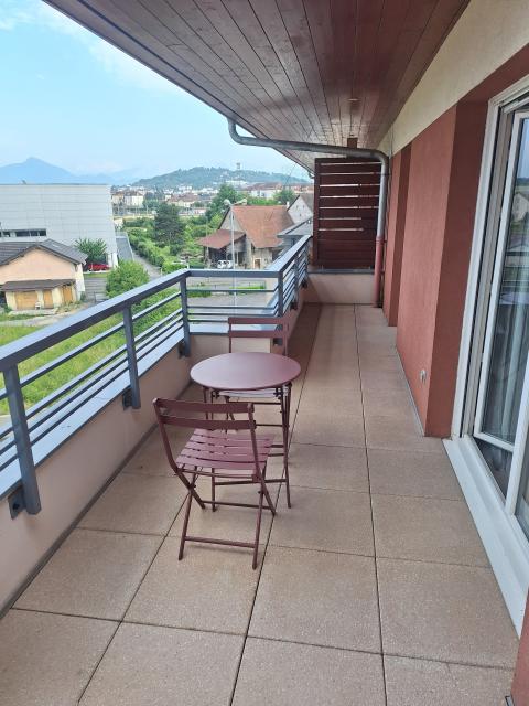 Location appartement T2 Ville la Grand - Photo 2