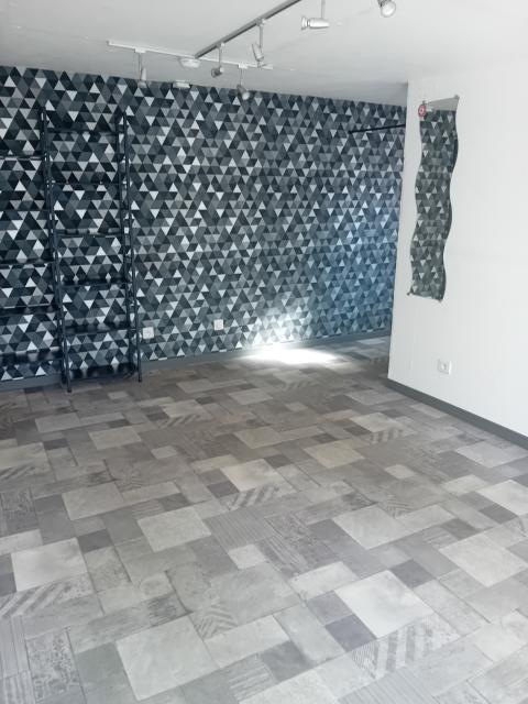 Location maison F9 La Rochelle - Photo 5