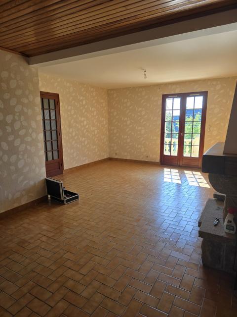 Location maison F6 Chateaulin - Photo 3