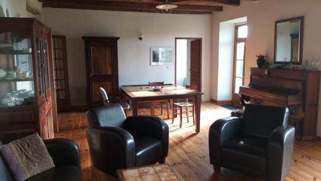 Location maison F7 Trefflean - Photo 4