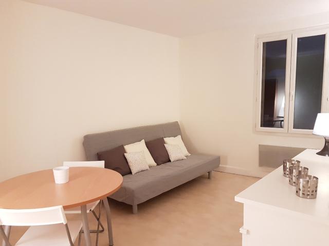 Location studio St Etienne - Photo 2