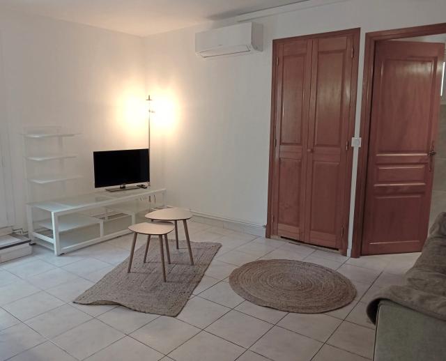 Location maison F2 Chateaurenard - Photo 7