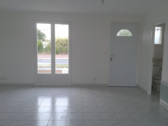 Location maison F4 Montils - Photo 2