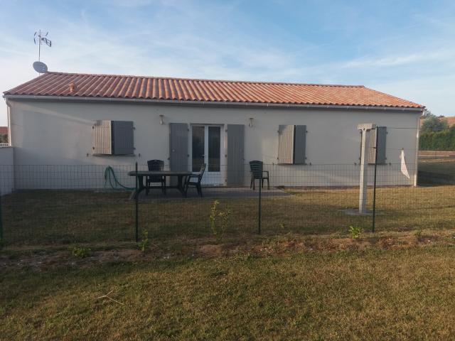 Location maison F4 Montils - Photo 8