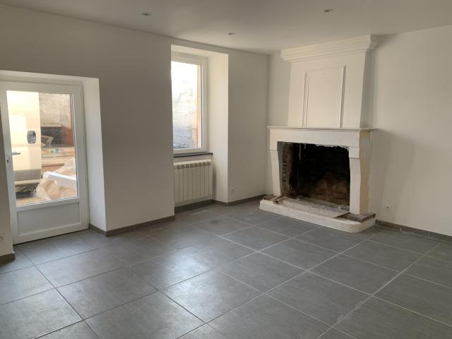 Location maison F4 Montils - Photo 2