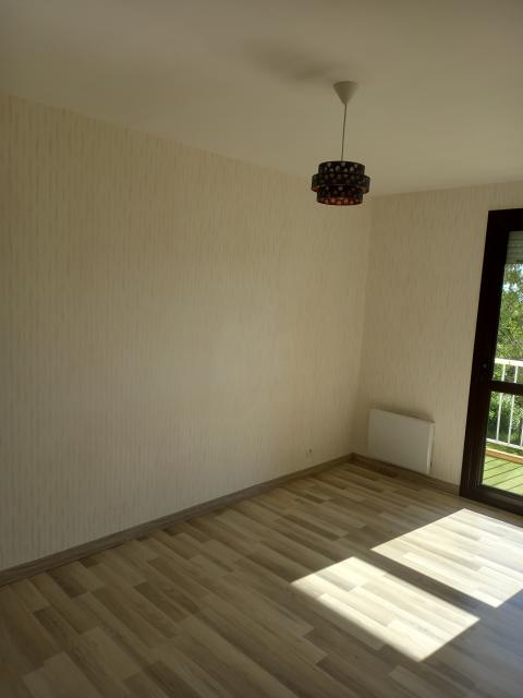 Location appartement T3 Saintes - Photo 4