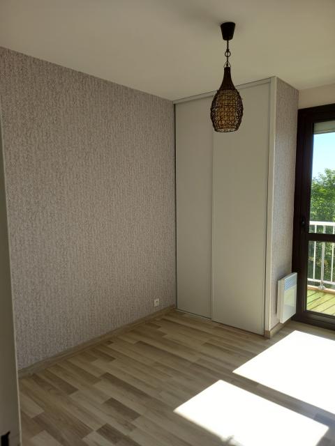Location appartement T3 Saintes - Photo 5