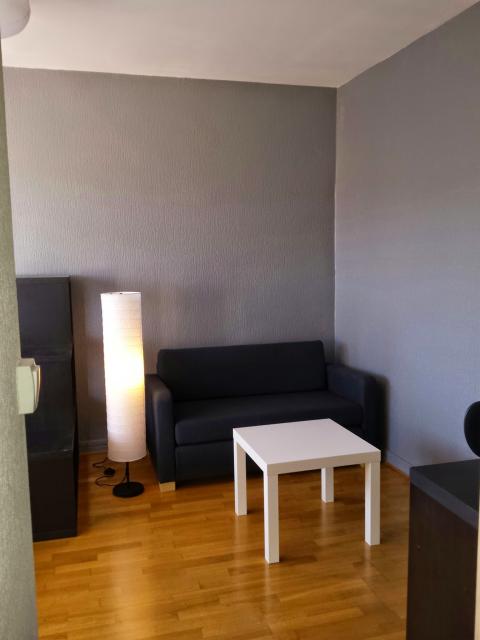 Location studio St Etienne - Photo 4