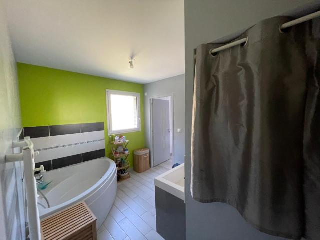 Location maison F5 Quelaines St Gault - Photo 6