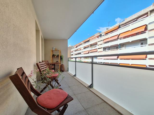 Location appartement T3 Marseille 04 - Photo 4