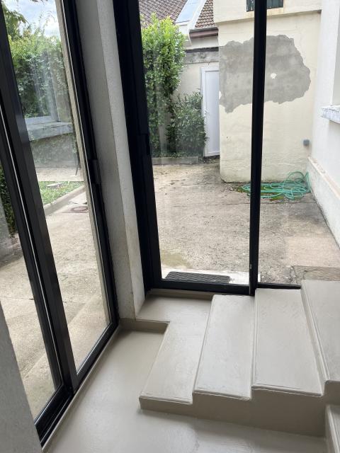 Location maison F4 Neuville sur Saone - Photo 4