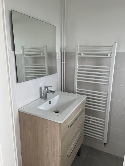 Location maison F4 Neuville sur Saone - Photo 7