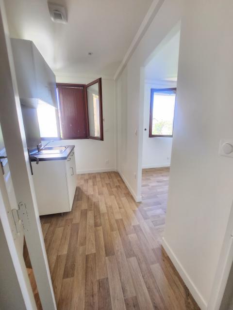 Location appartement T2 Ste Genevieve des Bois - Photo 6