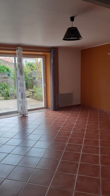 Location maison F7 Peault - Photo 3