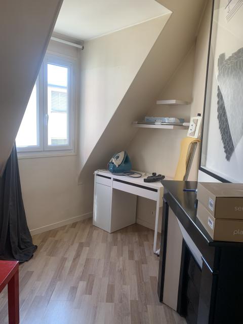 Location appartement T2 Paris 08 - Photo 4