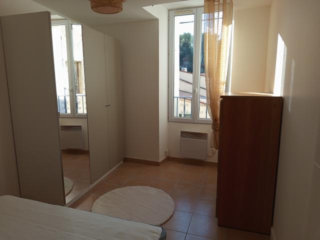 Location appartement T2 Simiane Collongue - Photo 4