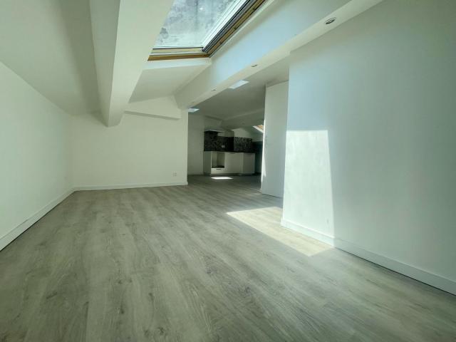 Location appartement T2 Marseille 04 - Photo 3
