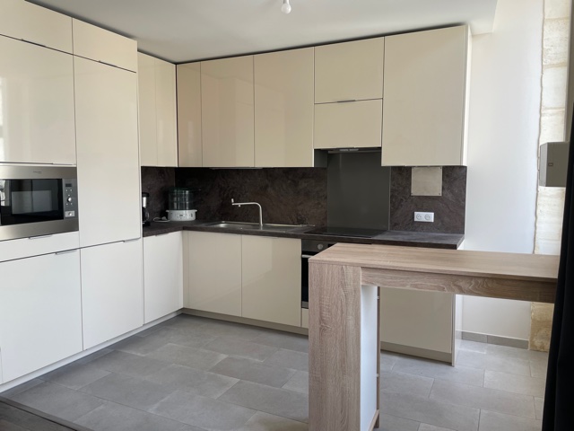 Location appartement T4 Bordeaux - Photo 2