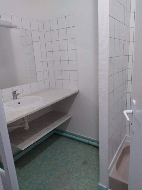 Location appartement T2 Chasseneuil sur Bonnieure - Photo 3
