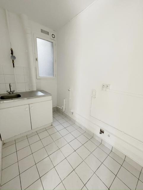 Location appartement T3 Paris 11 - Photo 5