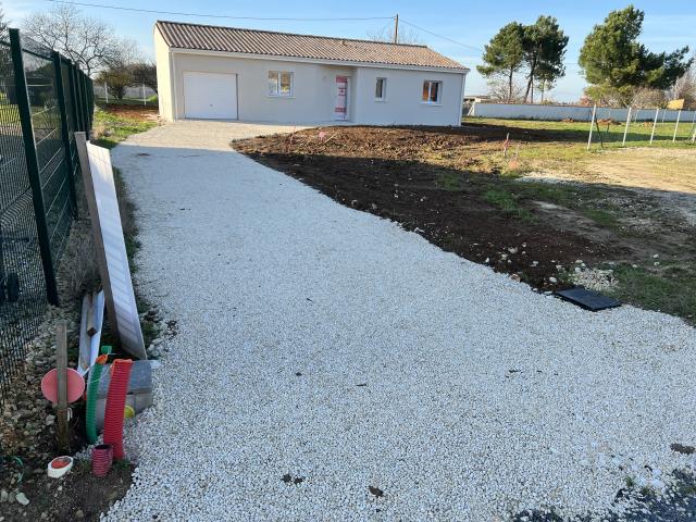 Location maison F4 Gemozac - Photo 2