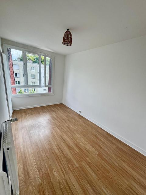 Location appartement T4 Luxeuil les Bains - Photo 4