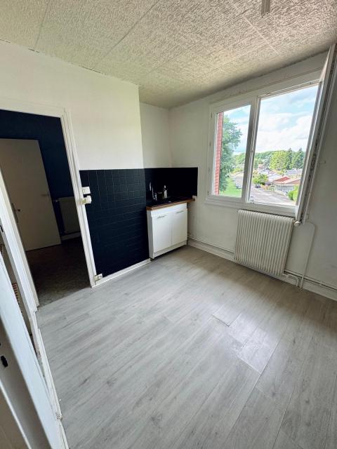 Location appartement T4 Luxeuil les Bains - Photo 5