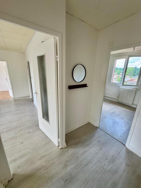 Location appartement T4 Luxeuil les Bains - Photo 7