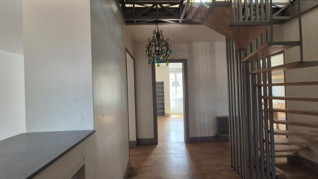 Location appartement T4 Figeac - Photo 2