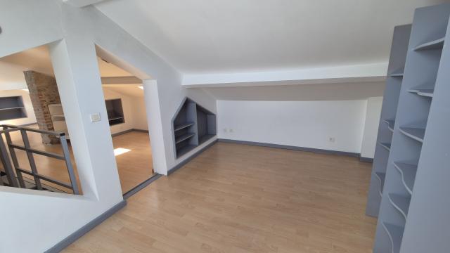 Location appartement T4 Figeac - Photo 4