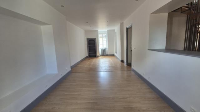 Location appartement T4 Figeac - Photo 8