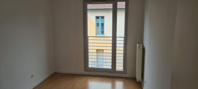 Location appartement T3 Lyon 8 - Photo 3