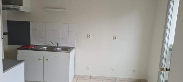 Location appartement T3 Lyon 8 - Photo 4