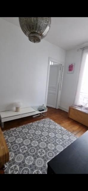 Location appartement T2 Paris 18 - Photo 3