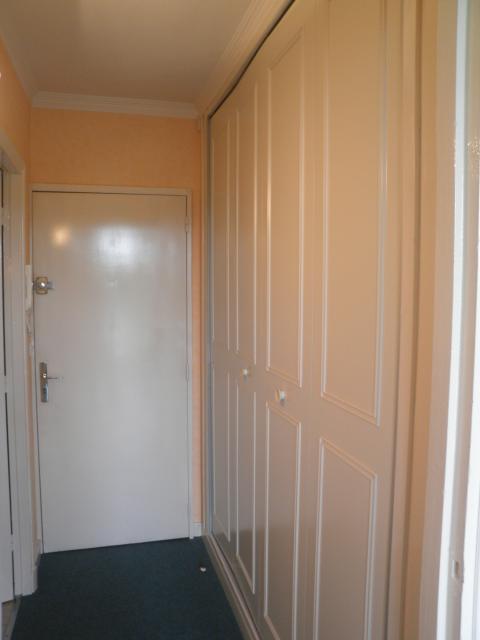 Location studio St Cyr sur Loire - Photo 3