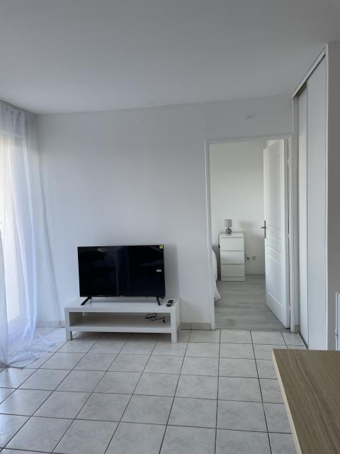 Location appartement T2 Bron - Photo 8
