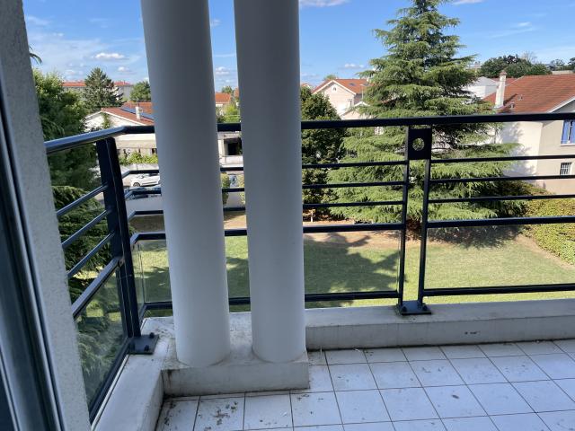 Location appartement T2 Bron - Photo 10